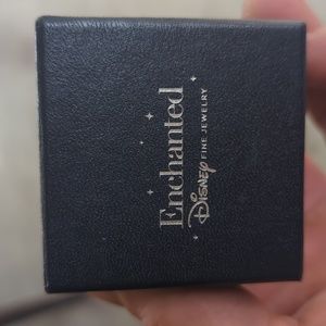 Disney enchanted fine jewelry engagement ring. Tinkerbell edition